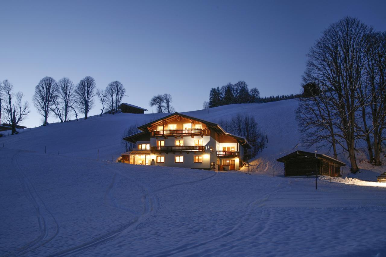 Saalbach Apartments Landhaus Bernkogel - Ski In Ski Out Exteriér fotografie